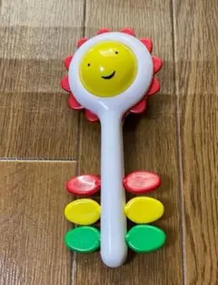 花の形のラトル