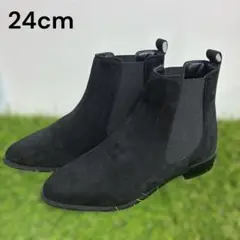 Item thumbnail for item 43b9f8d2-8378-49e7-a178-ea7bf253560b