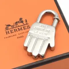 良品★エルメス【カデナ ハンドモチーフ 2002年限定】★チャーム★