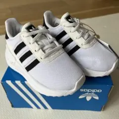 ⭐︎期間限定セール⭐︎adidas スニーカー　13センチ
