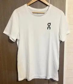 On GRAPHIC-T メンズS（ホワイト）