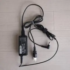 東芝 AC/DCアダプターPA5177U-1ACA