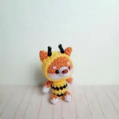あみぐるみ　はちしばさん
