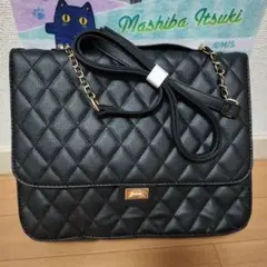 ブラック キルティング ショルダーバッグ