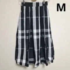 Reina Hoshi　星 玲奈　しまむら　ロングスカート　タータンチェック