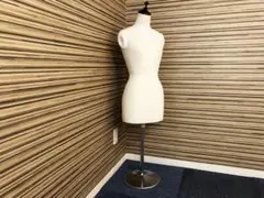 女性マネキントルソー　高さ調節可能ステンレスフレーム　レディース スタンド付き
