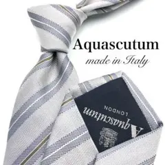 【美品】Aquascutum ストライプ柄 ライトグレー シルバー 光沢感