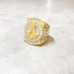 Item thumbnail for item 5ee5807f-c3c1-446e-998a-7b5d340164d4