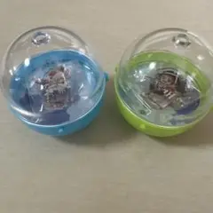 カプセルトイ ワンピース　ウタ　ナミ　イラスト入り