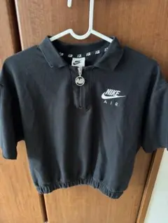 NIKE ショート丈ポロシャツ ブラック クロップド丈アノラックハーフジップ