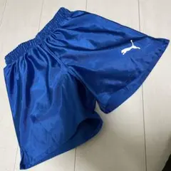 未使用　130 Puma 青 ハーフパンツ ホワイトロゴ