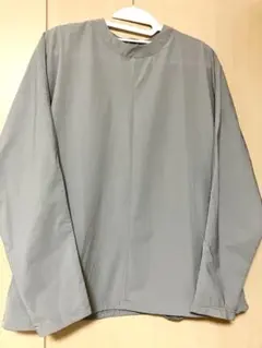 お値下げグレー 長袖 ラッシュガード バックジッパー