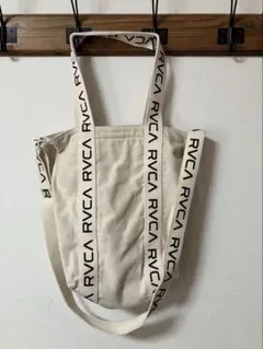 Item thumbnail for item cd400027-7b33-441b-bf92-7b2ac44c3955