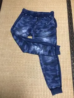 Item thumbnail for item a4b9eefd-9182-46bc-a603-e2ff2ad5249d