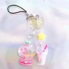 ハンドメイド　可愛いガムボールマシンとドリンクのチャーム