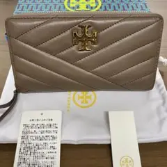 新品同様‼️トリーバーチ　財布　長財布　キルティング　ラウンドファスナー