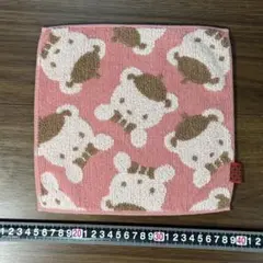クマ柄ピンクハンカチ051