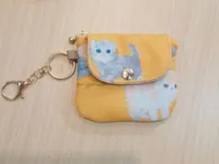 手のひらサイズのフタ付きミニポーチ フランシュリッペ猫図鑑