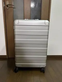 新品! 無印良品　スーツケース　アルミ　サイズ　60L 希少品　4輪