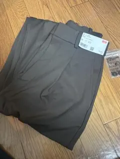 UNIQLO ダークブラウン スラックス XS 丈長め