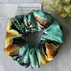 南国 ハイビスカス やしの木 ハンドメイド シュシュ ヘアゴム ハワイ 夏