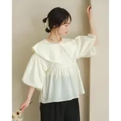 Hinari ヒナリ　ビッグカラーペプラムブラウス