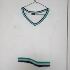i.n.e. ホワイト Vネック ノースリーブ Tシャツ