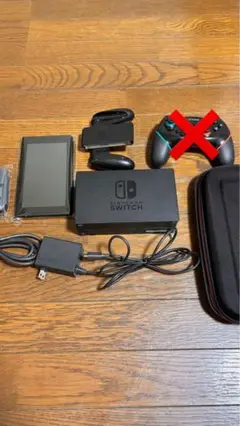 Nintendo Switch 本体 + カバーケース