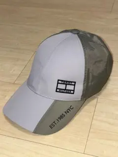 美品TOMMY HILFIGER GOLF トミーヒルフィガーゴルフキャップ撥水