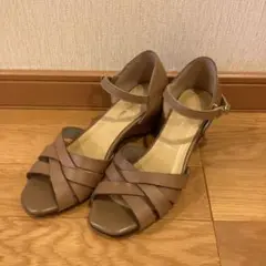 美品　モードカオリ　メッシュウェッジサンダル　グレイッシュベージュ　HIMIKO