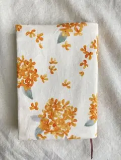 ブックカバー　文庫本　ハンドメイド