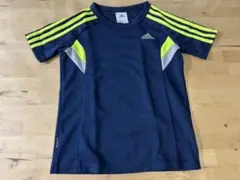 adidas サッカー　Tシャツ　130cm