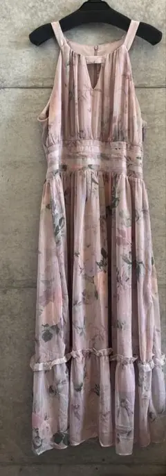花柄ワンピース