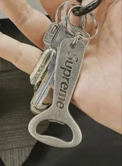 新品 未使用 Supreme Bottle Opener Keychain 栓抜