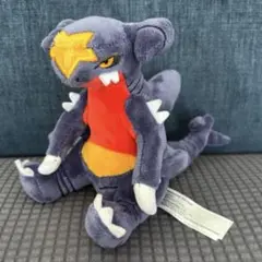 ガブリアス　ポケモンフィット　ぬいぐるみ