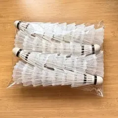 【新品】バドミントン シャトル 30個 バッティング アウトドア 野球 練習 白