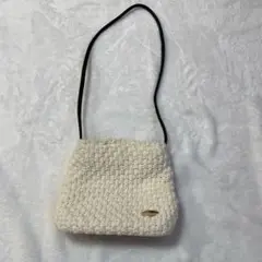 美品✨とってもかわいい♡ おしゃれ 白 編み物 ショルダーバッグ