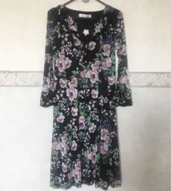 新品　夏物花柄ワンピース　シースルー＆伸縮性あり素材　　サイズ42 M、L、XL