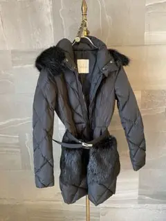 Moncler モンクレール 1度着用 ファーダウン