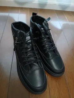 ブラックハイカットシューズ