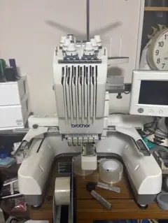 Item thumbnail for item 755d3b3d-d6cf-4f8a-9e52-befdc3821f25