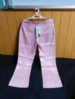 ◆パイソン蛇柄　ピンク色　光沢　パンツ　胴幅33cm　総丈78cm◆未使用