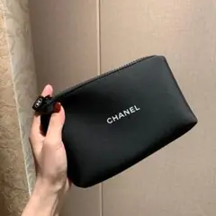CHANEL ノベルティポーチ
