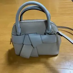 ナチュラルビューティーベーシック　ボウリボンミニボストンバッグ　数回使用