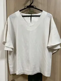 オペークドットクリップフレアスリーブブラウス　ホワイト