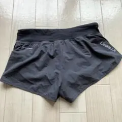 LES MILLS Reebok ショートパンツ 黒