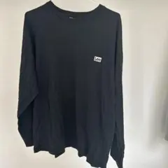 Lee リー　ロンティー