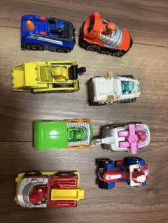 パウパトロール　ダイキャストビークル　8セット