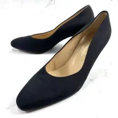 【美品】タニノクリスチー パンプス ポインテッドトゥ ブラック 23