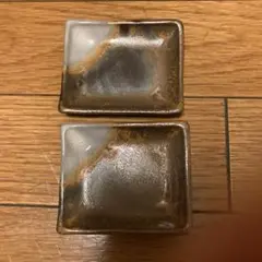 醤油　皿